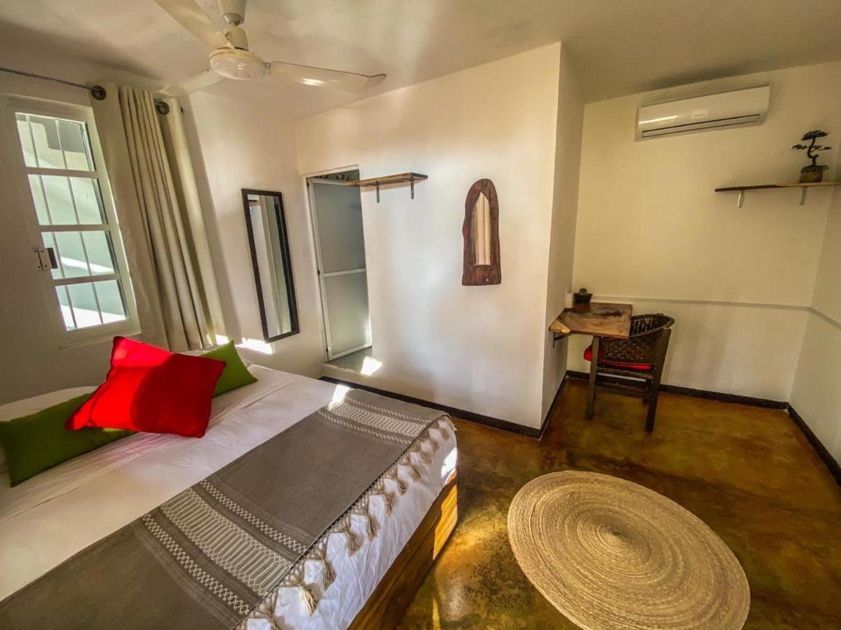 Shaka House Hotel Пуерто Ескондидо Екстериор снимка